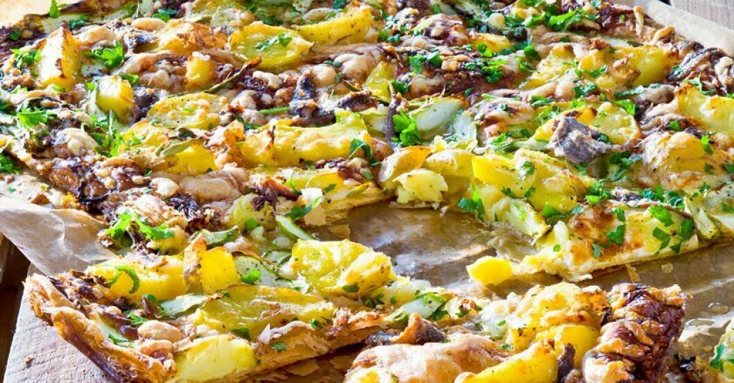 pizza med färskpotatis