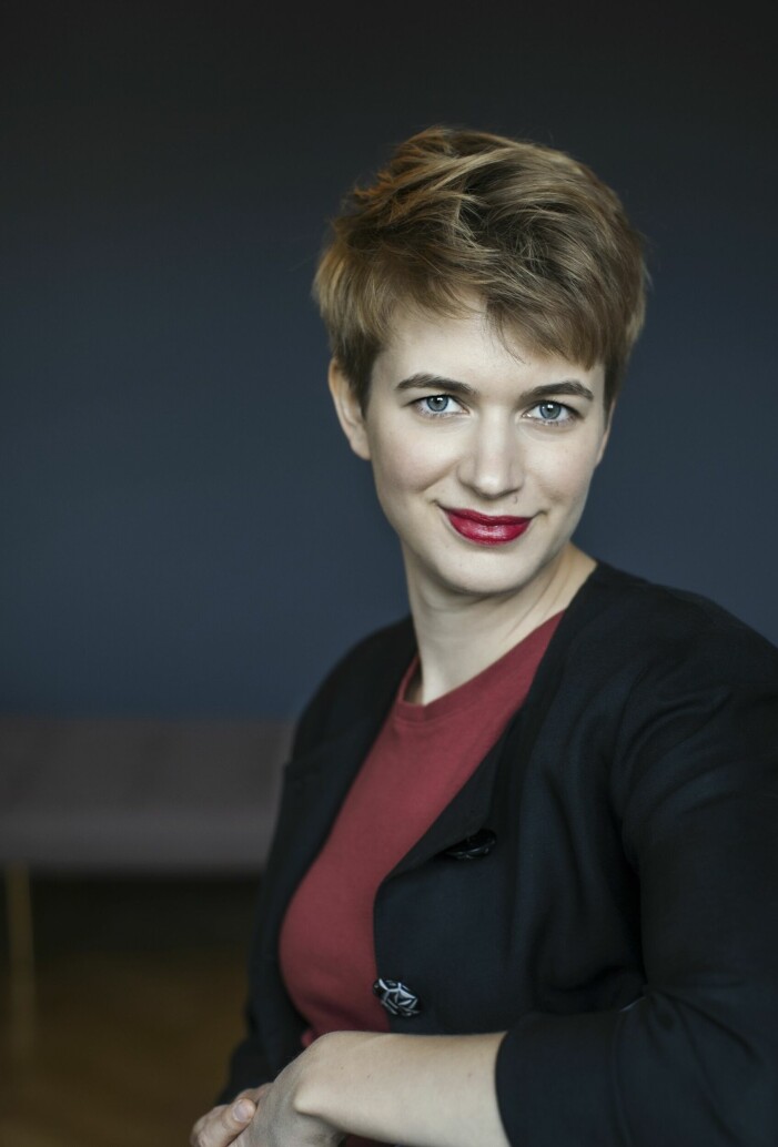 Siri Helle är psykolog och författare. Siri Helle