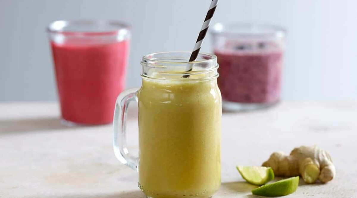 Apelsinsmoothie med färsk ingefära