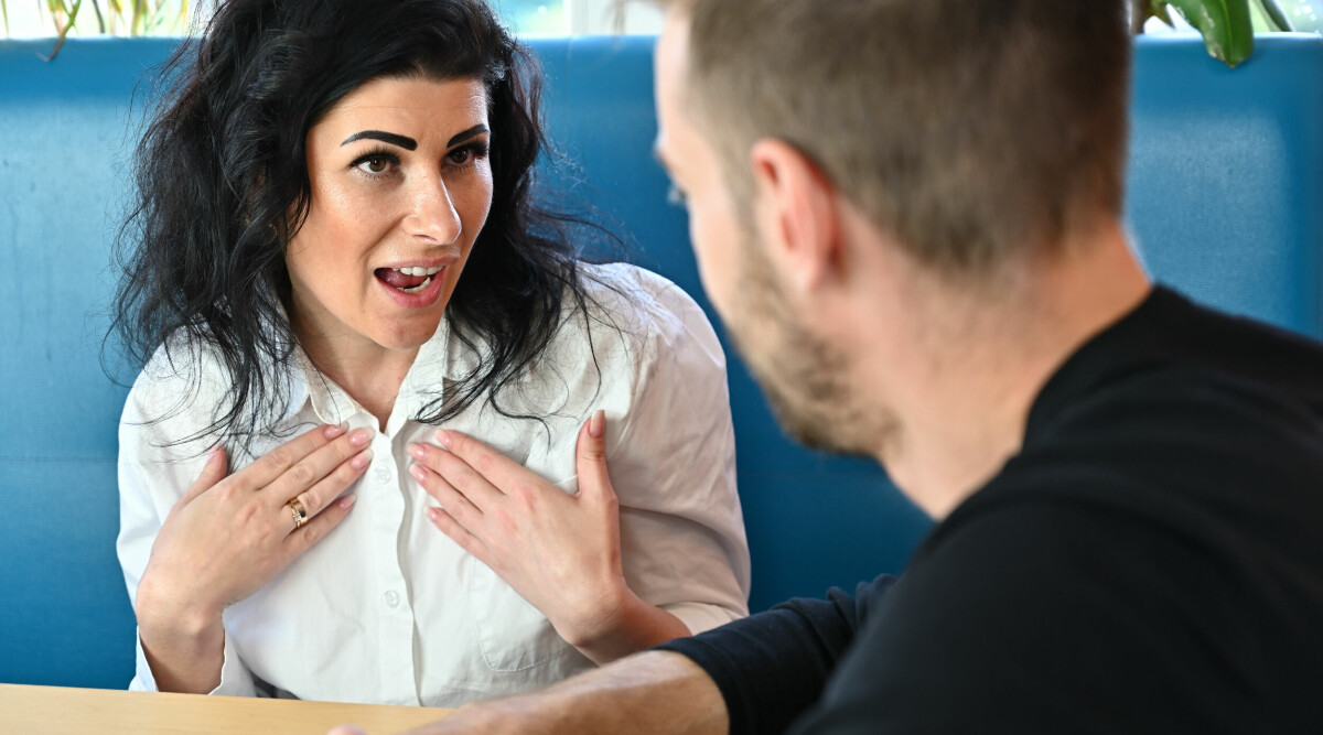 Så känner du igen en konversationsnarcissist – 3 tecken