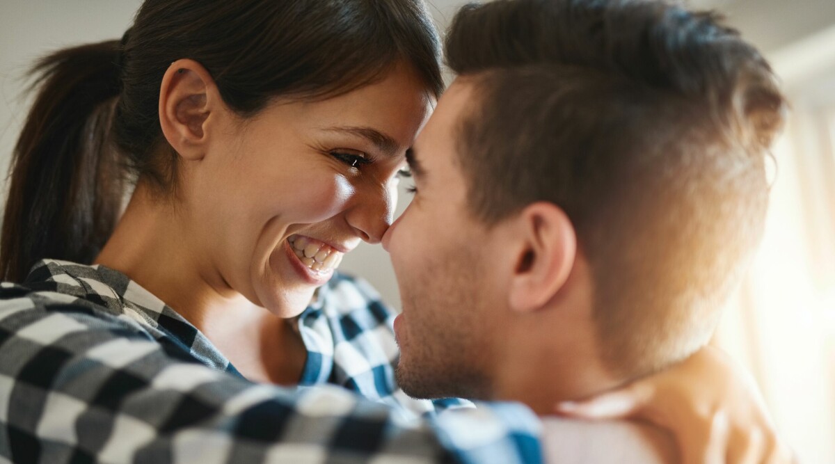 Ny studie: Män blir förälskade mycket snabbare än kvinnor