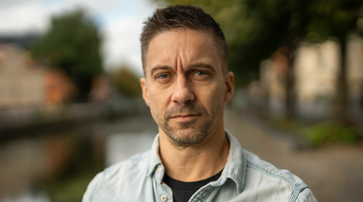 Mikael dras med fatigue: ”Känns som att ha permanent feber”