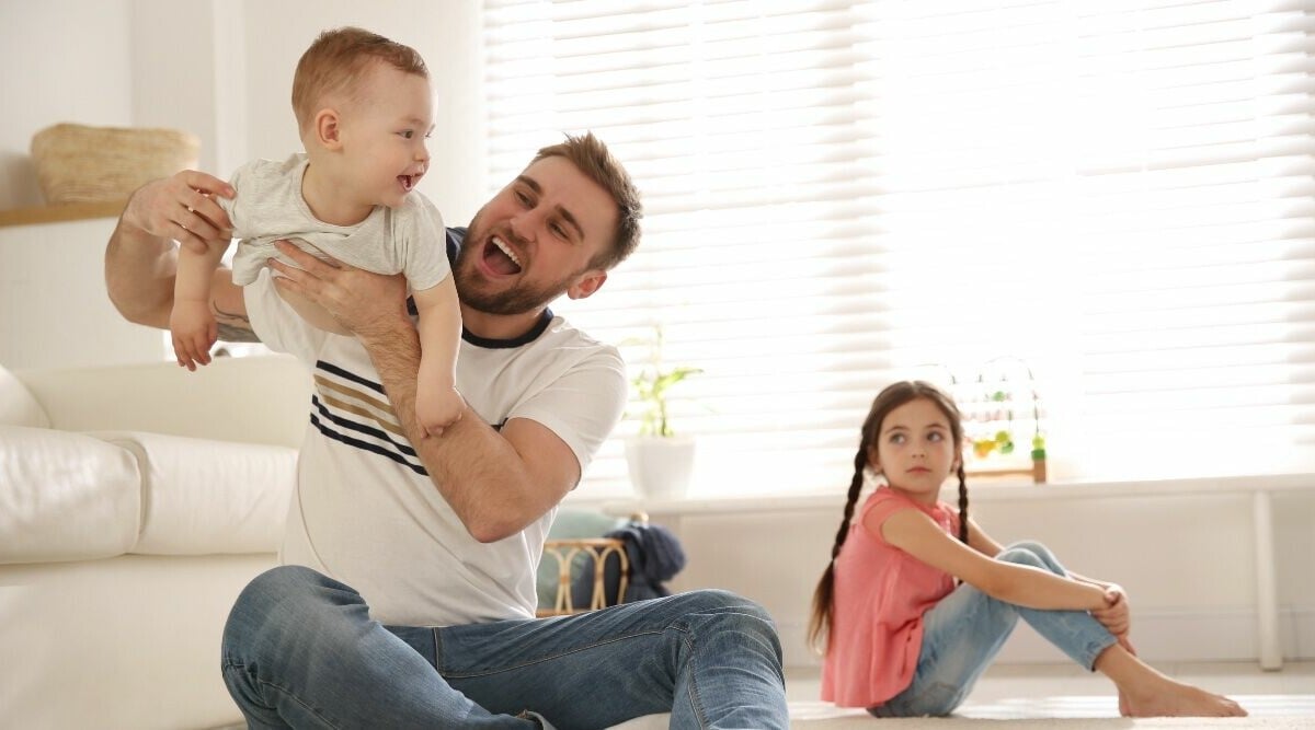 Min sambo bryr sig inte om sin bonusdotter längre