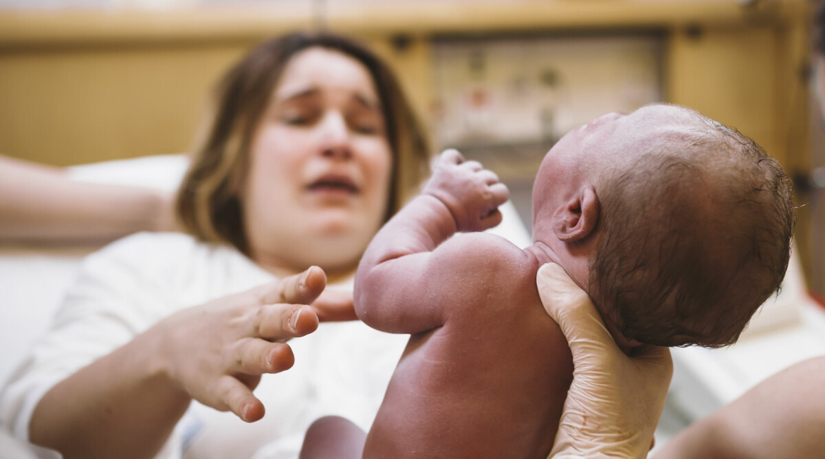 Ny studie: En svår barndom kan leda till en svårare förlossning
