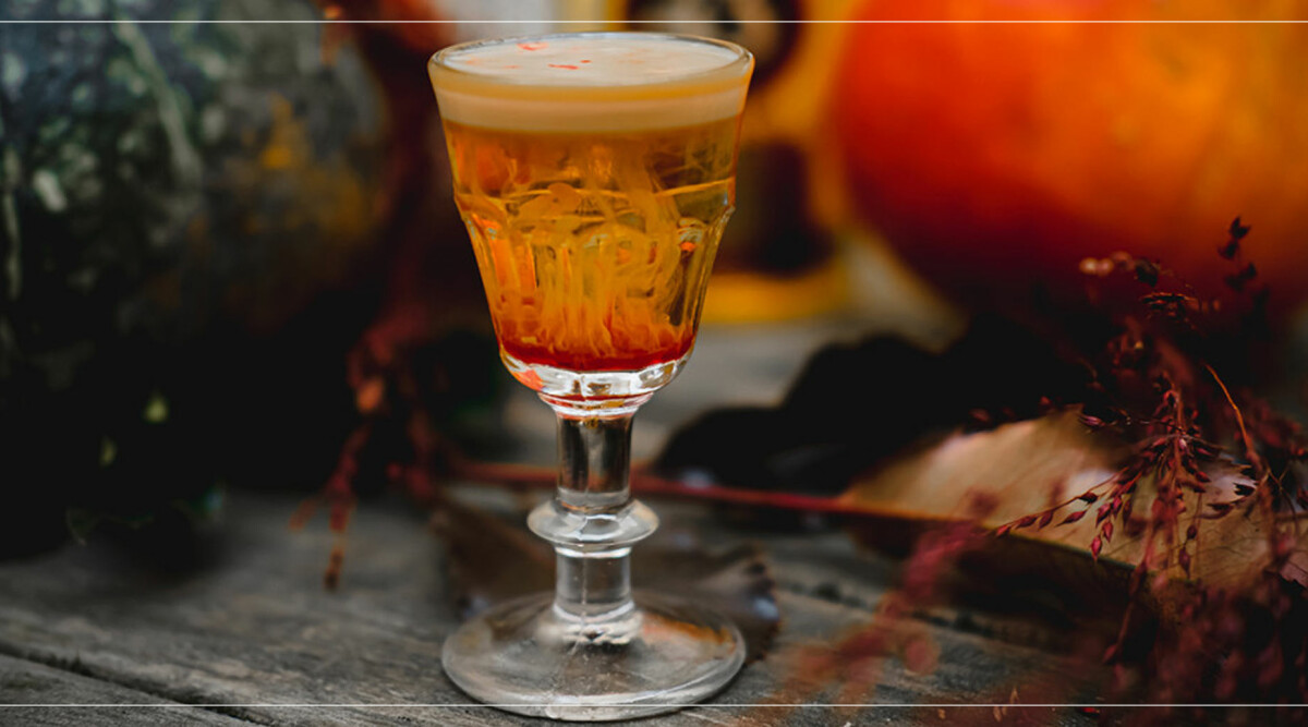 Rykande drink till Halloween – med bara 3 ingredienser