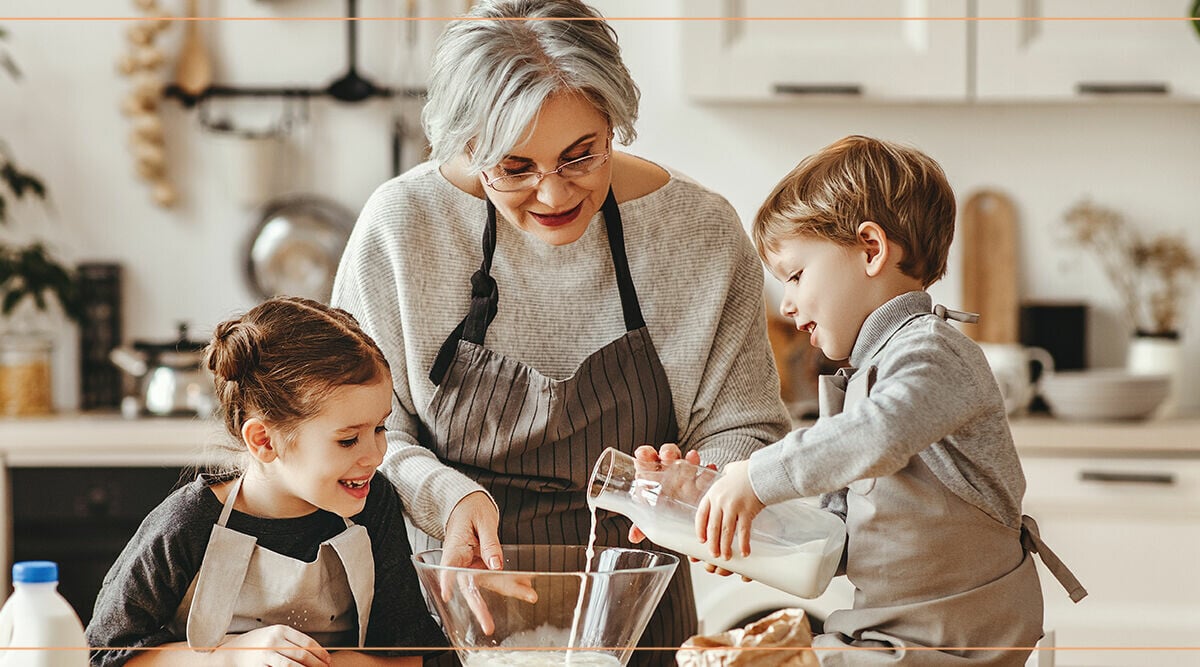 Mitt bonusbarnbarn tror att jag inte gillar honom – vad kan jag göra?