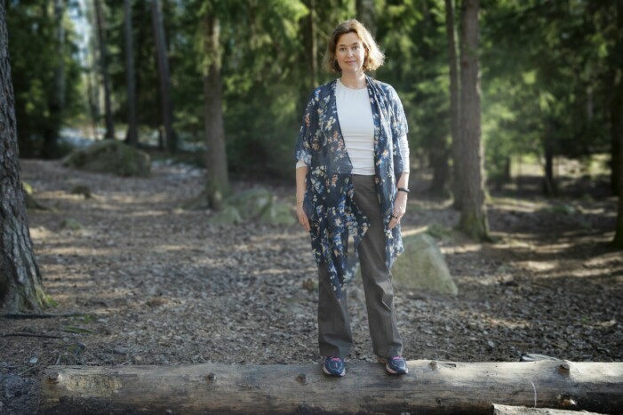 Lisa har fått ställa om livet sedan hon fick postcovid, och byta maratonlopp mot promenader. Lisa Norén är läkare och har postcovid