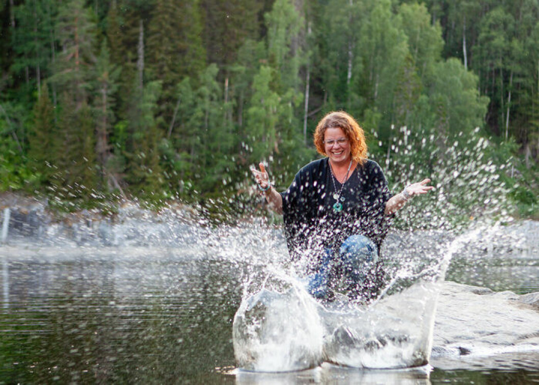”Naturen har hjälpt mig enormt i min läkning, att sitta och lyssna på naturens ljud är lugnande.” Agneta Arnfridsson blev utmattad.