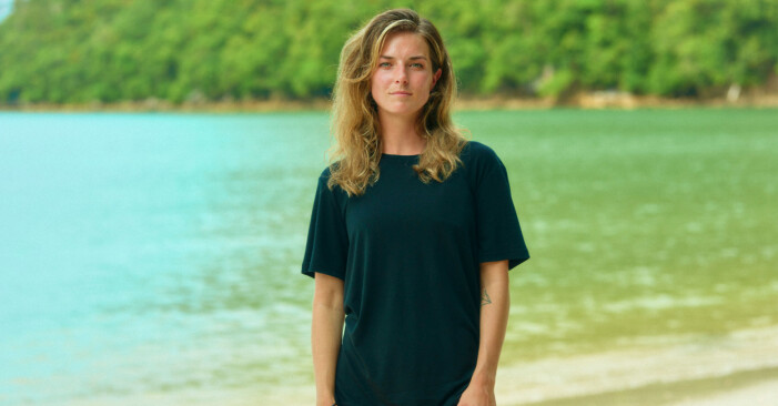 Deltagaren Amanda Högvik vill föreviga tiden i <span class=" italic" data-lab-italic_desktop="italic">Robinson</span> med en analog kamera.<br class=""><span class=" italic" data-lab-italic_desktop="italic">Foto: TV4.</span><br class=""> Amanda Högvik