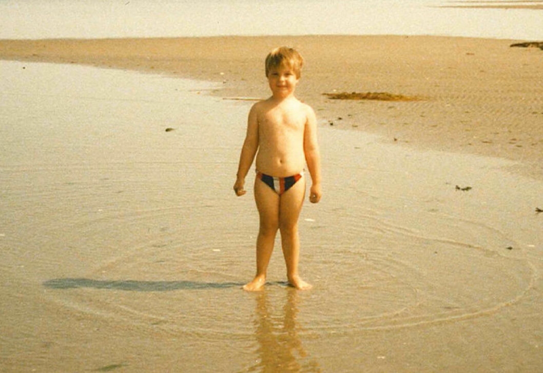 Andreas som liten. Andreas i Biggest Loser 2020 som liten