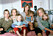 Anna Wahlgren och 6 barn