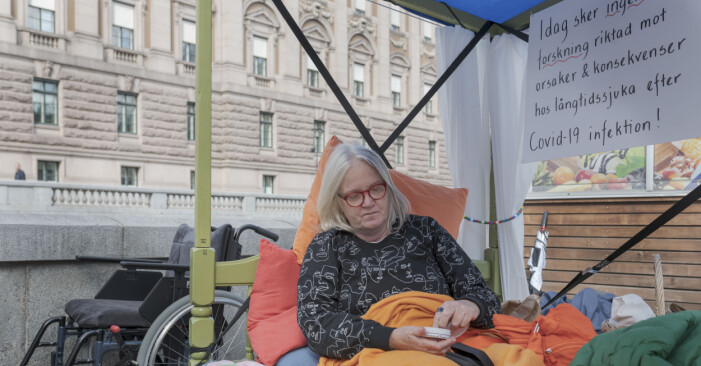 Annelie i himmelsängen på Mynttorget. Annelie i himmelsäng på Mynttorget.