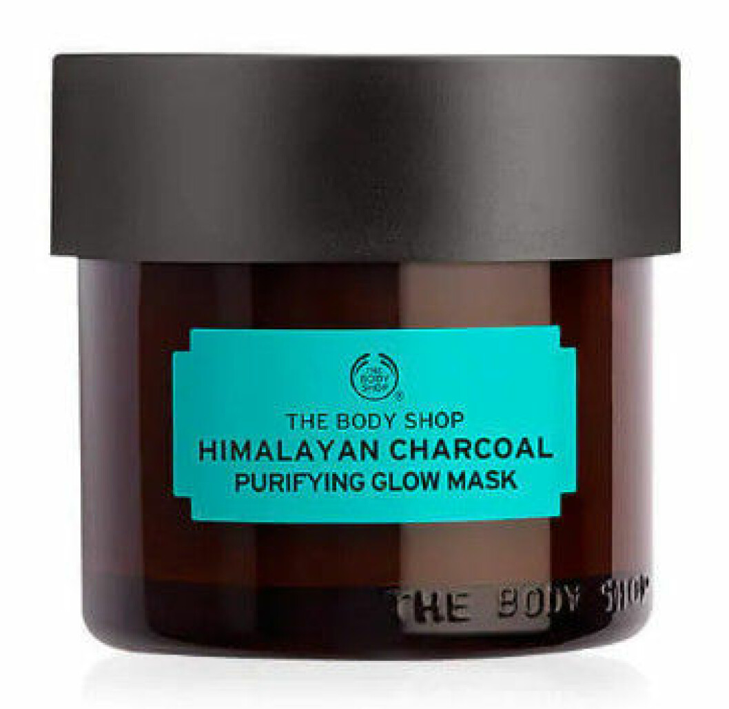 Ansiktsmask med kol från Body Shop.