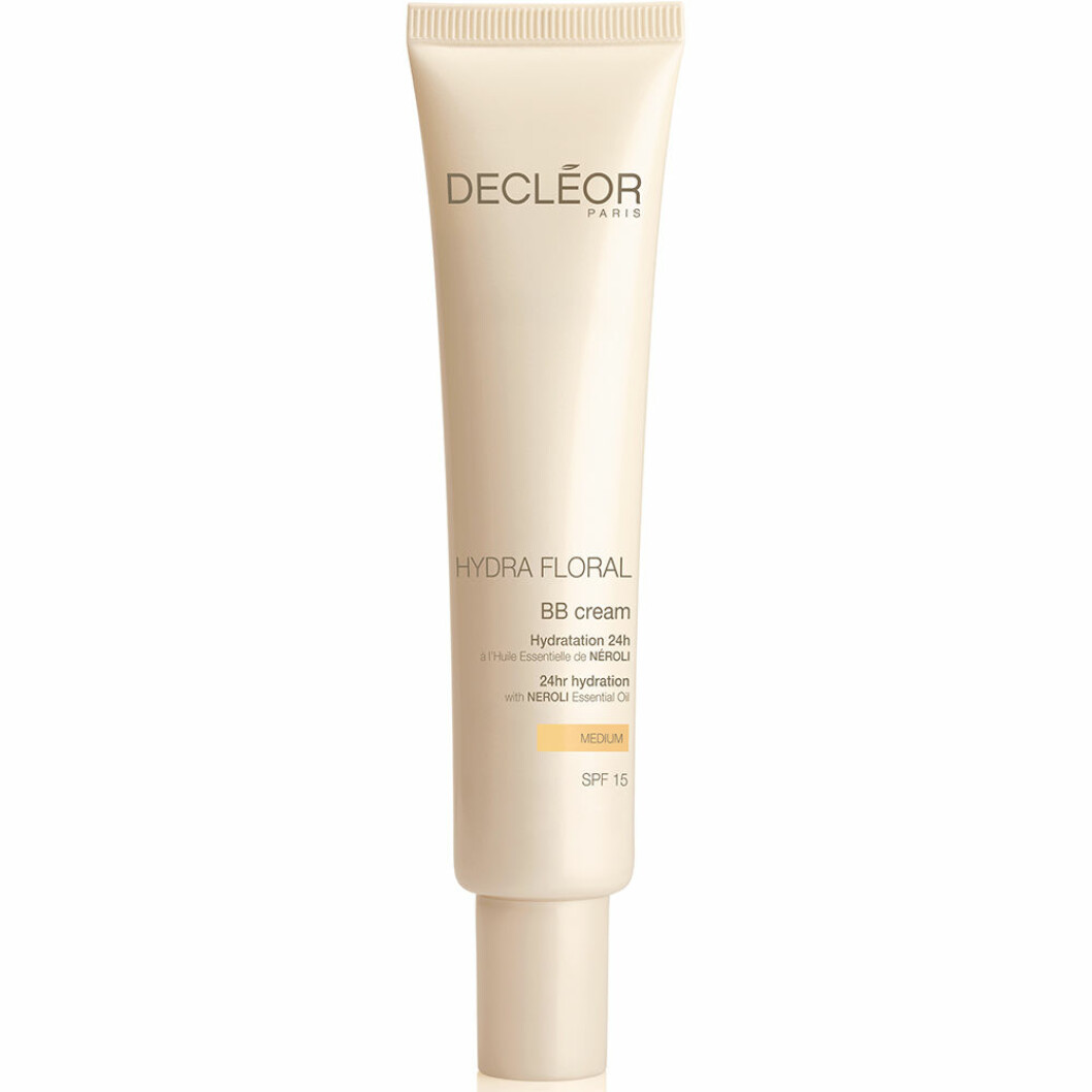 Lystergivande och multifunktionell bb cream