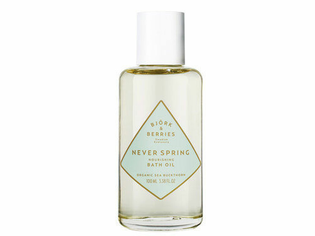 En bild på produkten Björk & Berries – Never Spring Energising Bath Oil som går att köpa på Åhlens.