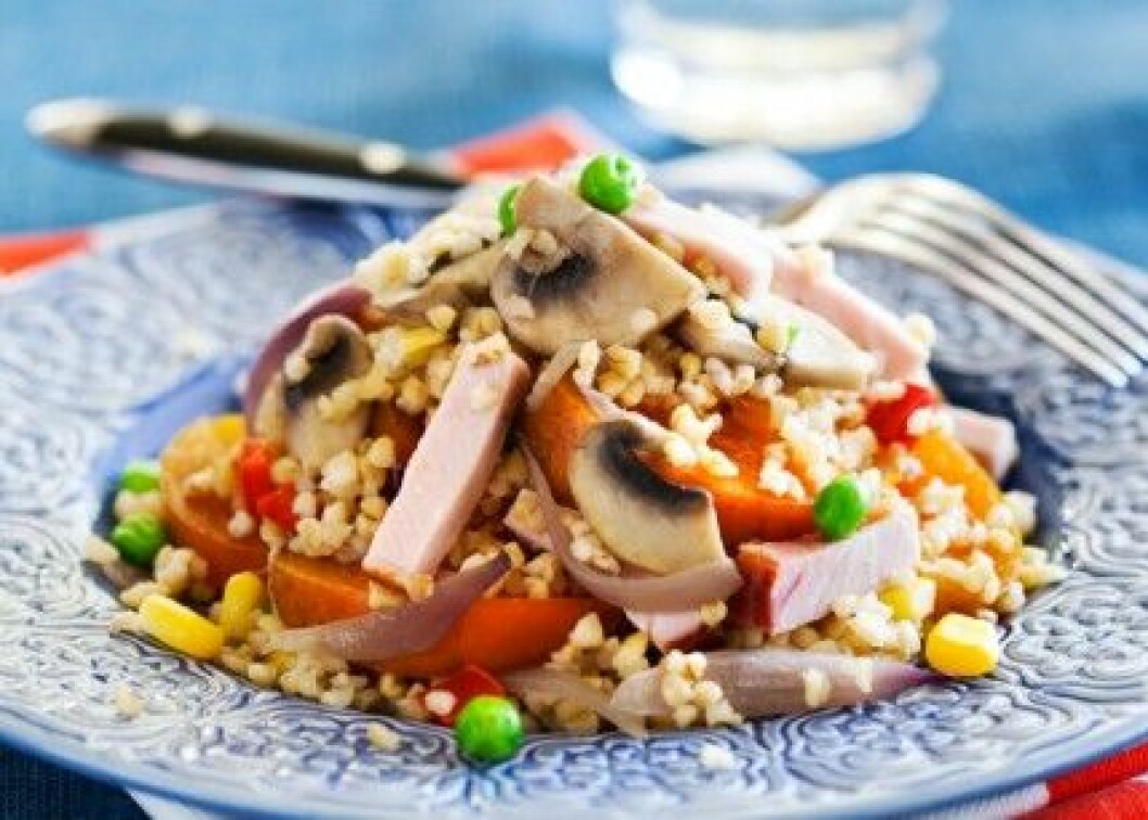 Bulgursallad med skinka.