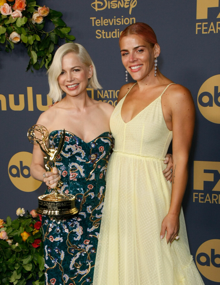 Michelle Williams och Busy Philipps Michelle Williams och Busy Philipps