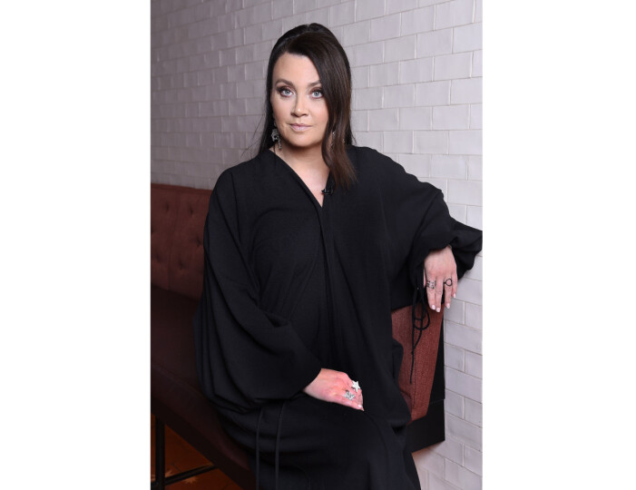 Camilla Läckbergs böcker ligger bakom aktuella tv-serien <span class=" italic" data-lab-italic_desktop="italic">Lyckoviken</span>. Foto: Karin Törnblom/TT. Camilla Läckberg
