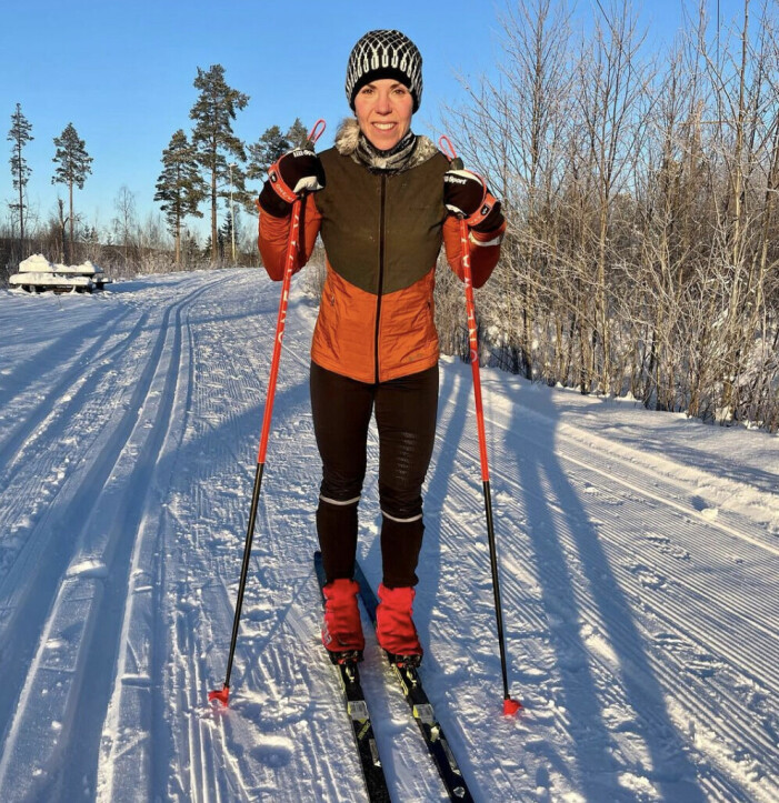 Charlotte trivs fortfarande i skidspåret. Foto: Privat Charlotte Kalla längdskidor