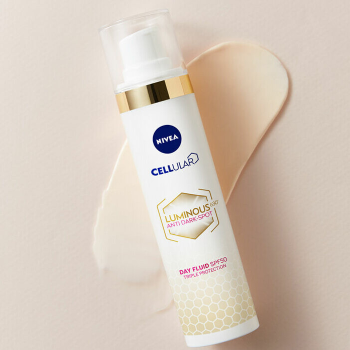LUMINOUS630 Anti Dark-Spot Day Fluid är en dagkräm med SPF 50. dagkram
