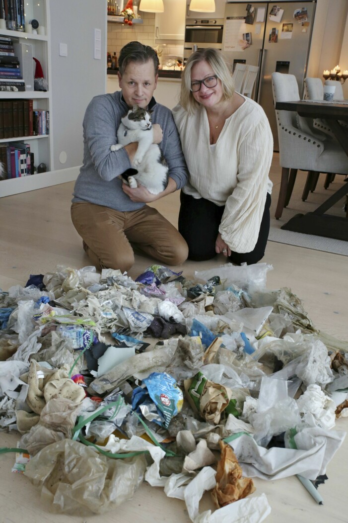 Fredrik och Susanne Ekendahl Weisten säger att Dexter är ”kungen av Österskär”. Fredrik och Susanne Ekendahl Weisten säger att Dexter är ”kungen av Österskär”.