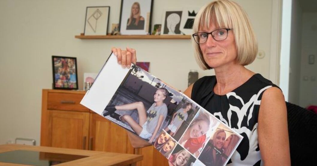 Jag anklagar mig själv för att jag inte ringde henne den där dagen, säger mamma Maria.