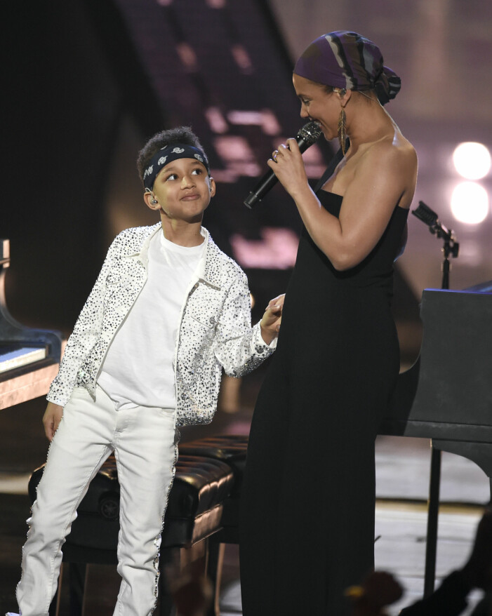 Alicia Keys och sonen Egypt Alicia Keys och sonen Egypt