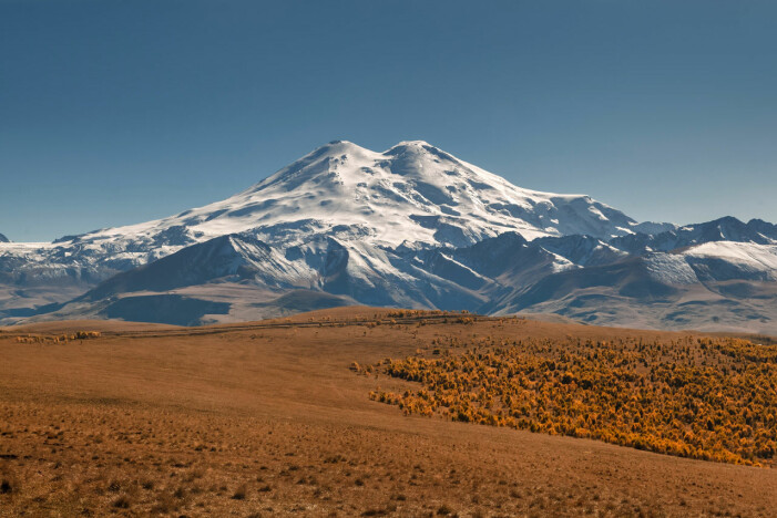 Elbrus är numera Europas högsta berg. Elbrus