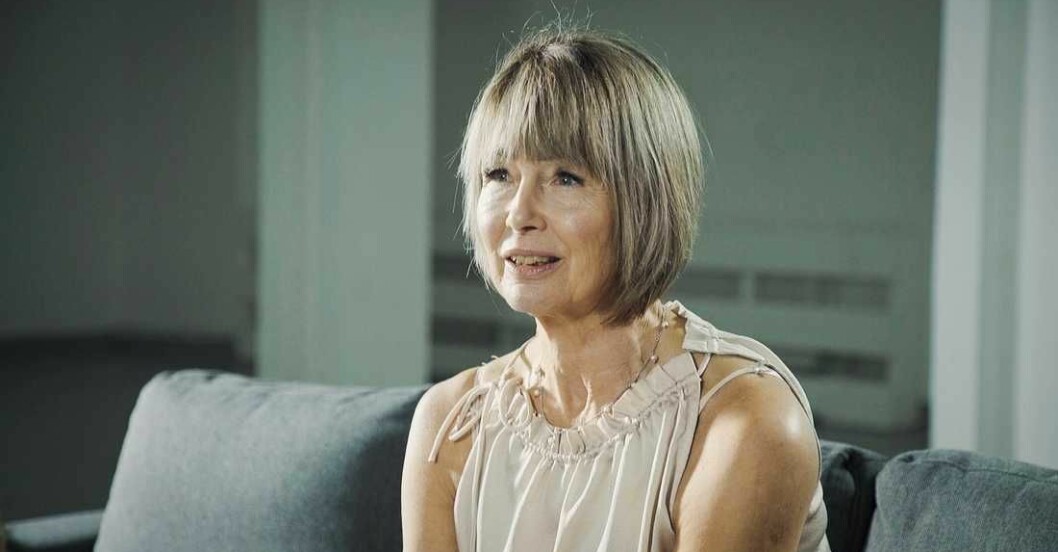 Den här säsongen är Elizabeth tillbaka, nu som extra hjälp och stöd för experter och deltagare. Elizabeth Feurst i gift vid första ögonkastet säsong 7