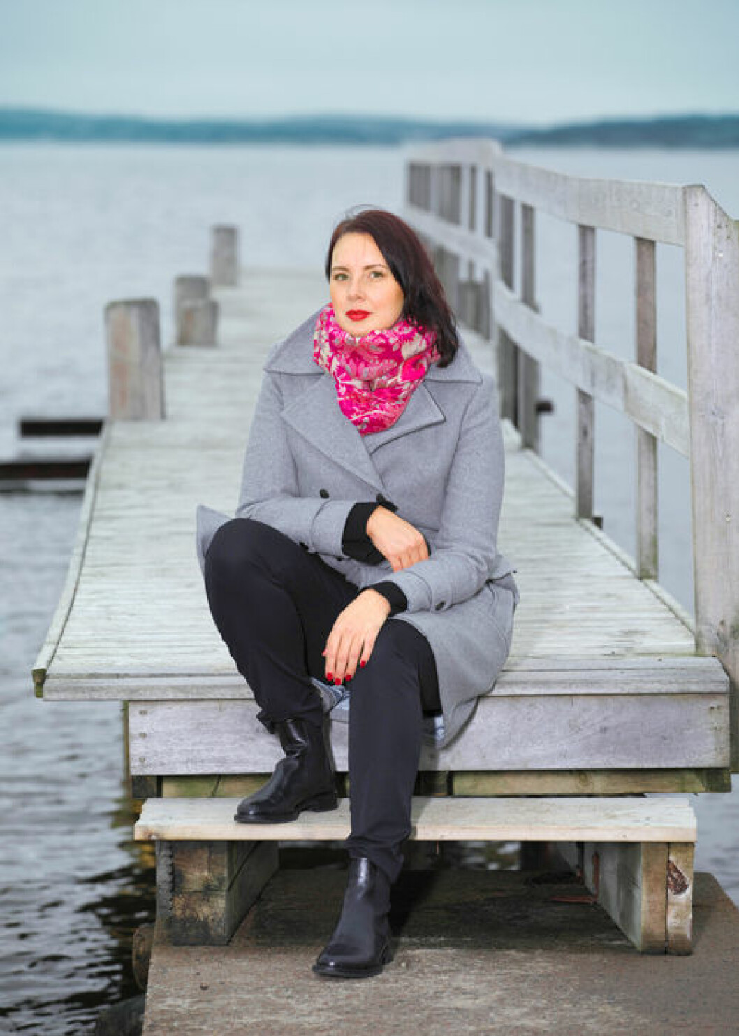 Nu arbetar Emilia med att hjälpa andra som drabbas av mobbning och sexuella trakasserier. Mobbning och trakasserier.