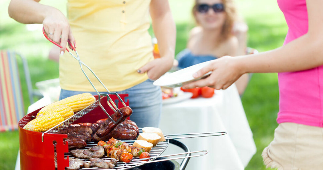 Att grilla på kolgrill ger en fantastisk smak! Grilla på kolgrill.