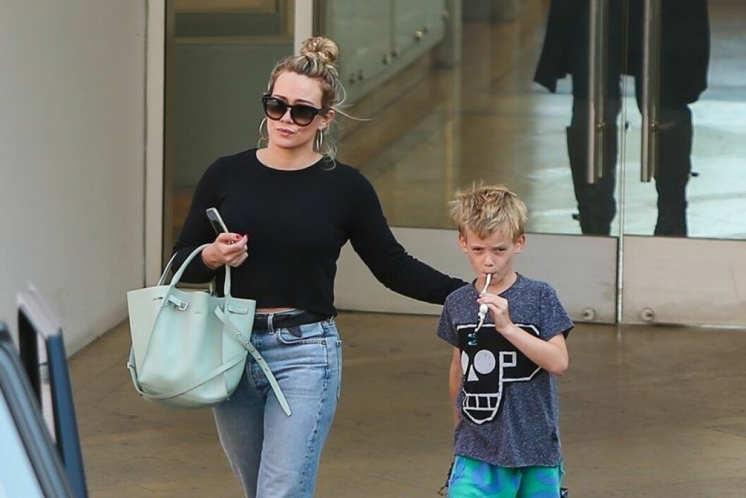 Hilary Duff och Luca Cruz Comrie fångades på bild tillsammans 2019. Hilary Duff tillsammans med sin son