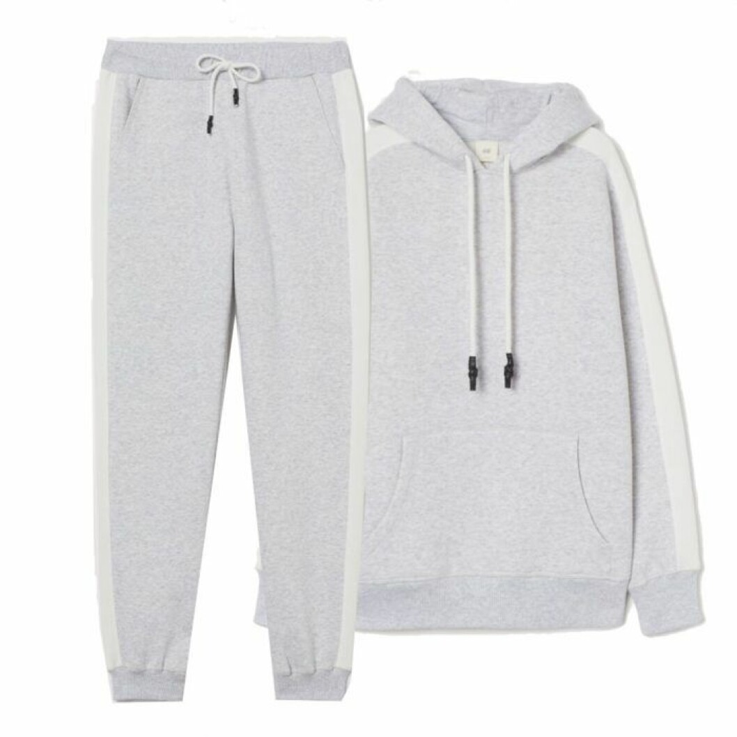 Grått mjukisset med vita ränder från H&M