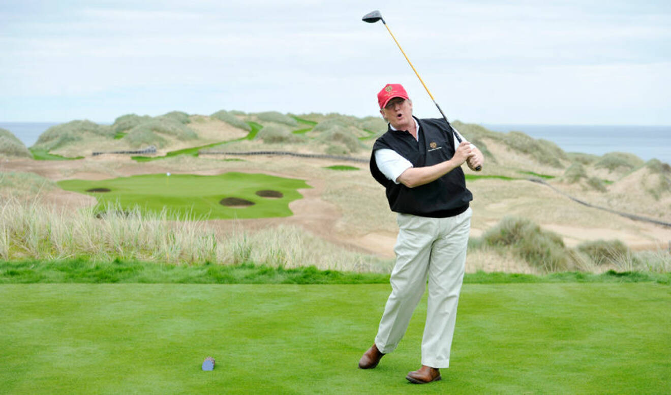 Trump spelar gärna golf – men går inte emllan hålen.