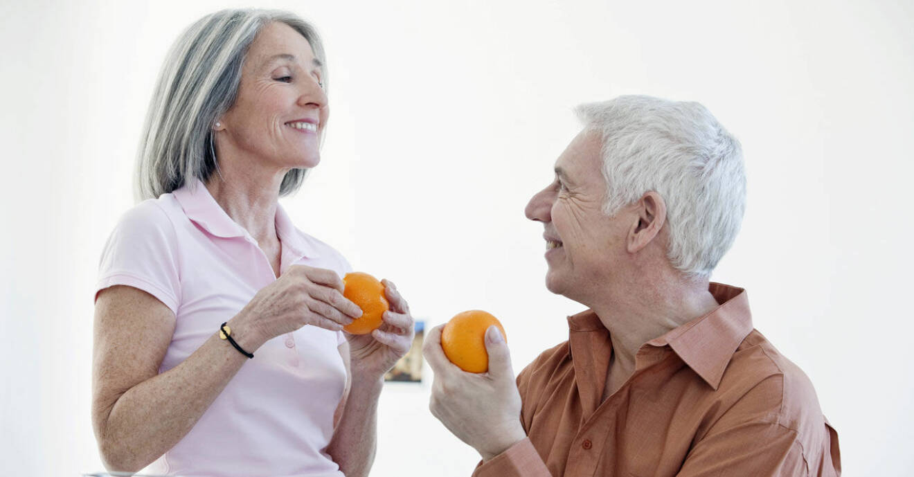 Vanligt c-vitamin från exempelvis apelsin kan motverka förstadiet till alzheimer.