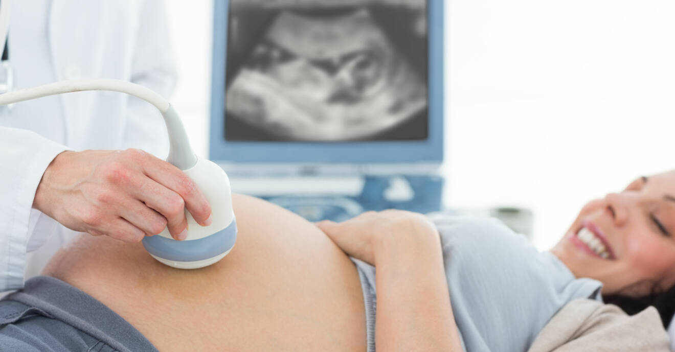 Ultraljudsundersökning på gravid kvinna.