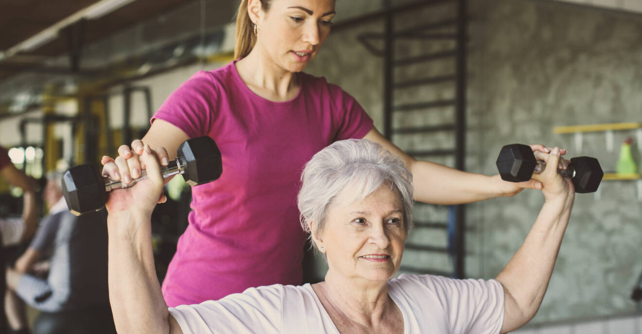 kvinna börjar träna som äldre, kommer leva längre