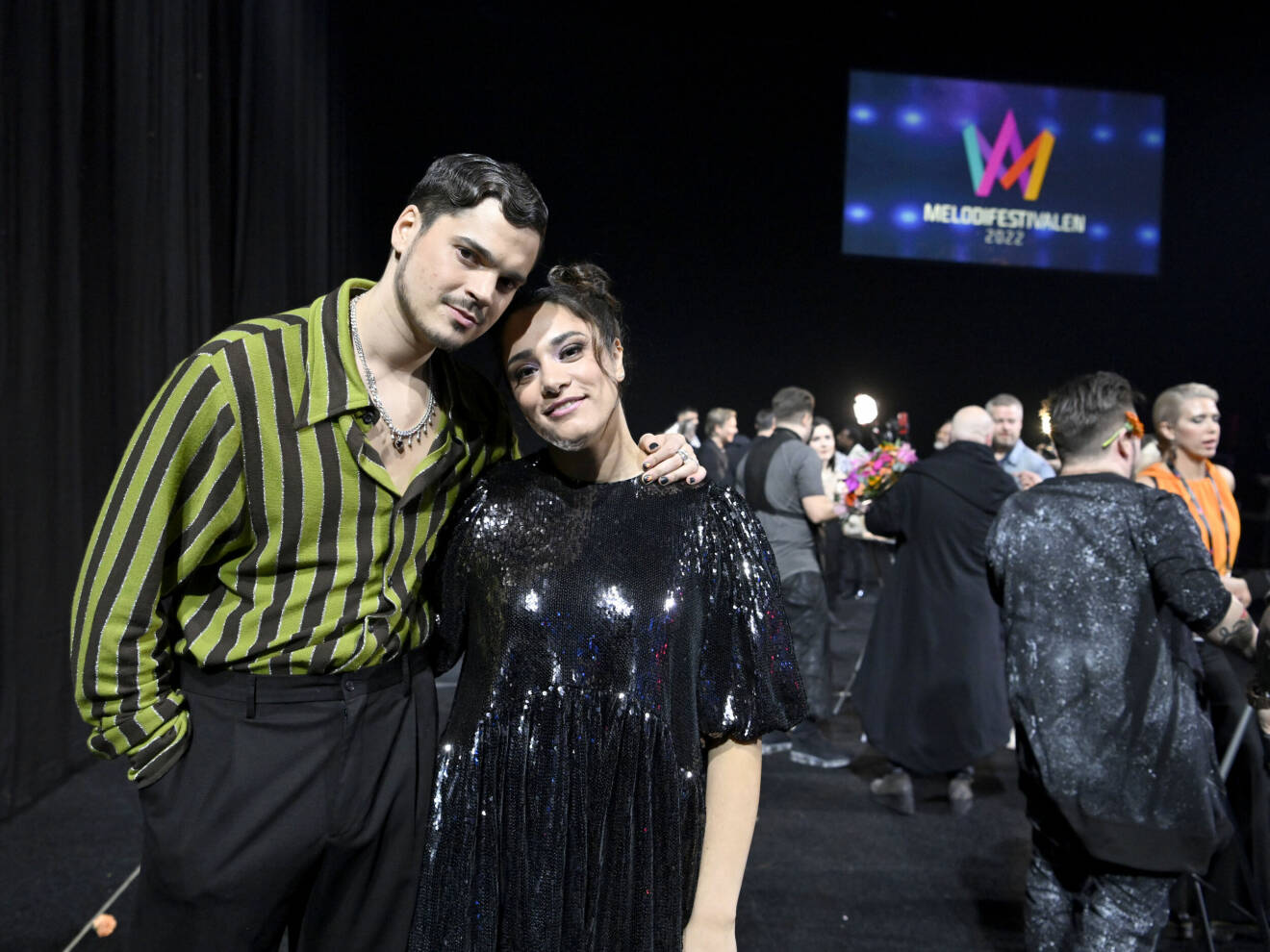 Oscar Zia och Farah Abadi under Melodifestivalen 2022.