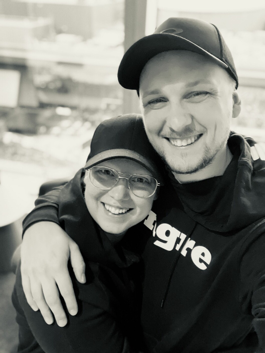 Sandra och maken Magnus bestämde sig för att plocka ut ägg efter den första operationen. Sandra och maken Magnus