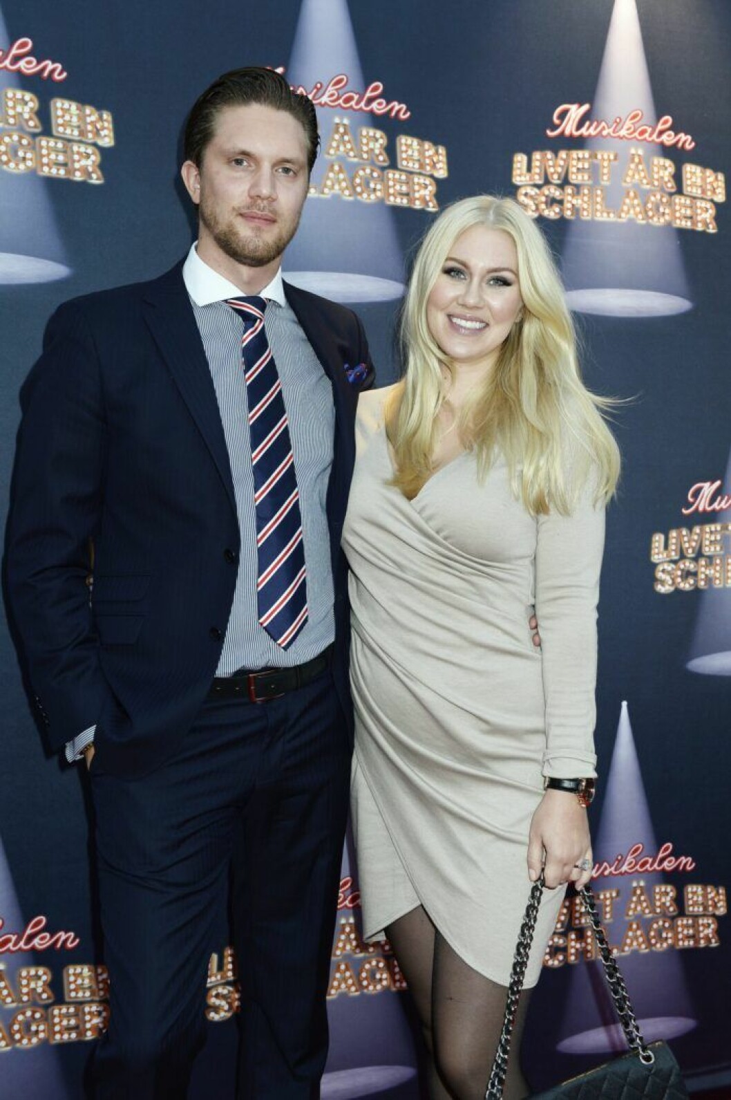 Isabella Löwengrip och Odd Spångberg på Cirkus i Stockholm. Bildkälla: TT Isabella Löwengrip och Odd Spångberg på premiären av
