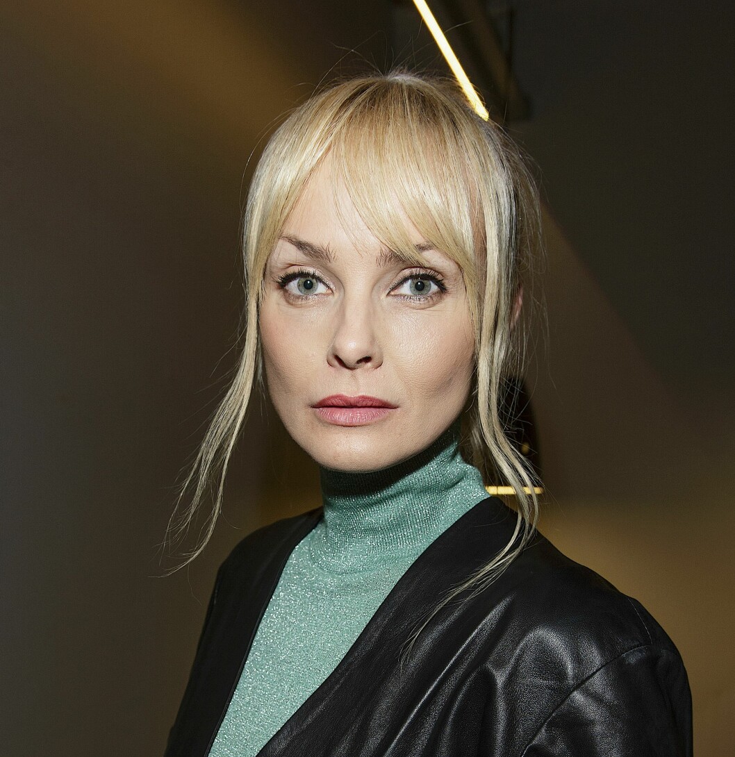 Izabella Scorupco ger sin syn på skönhetsingrepp – och berättar vad hon själv testat på. izabella scorupco