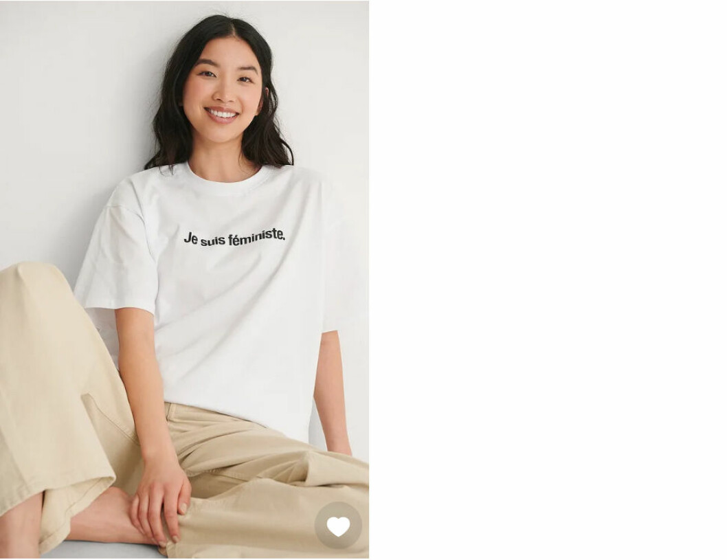 T-shirt från NA-KD.