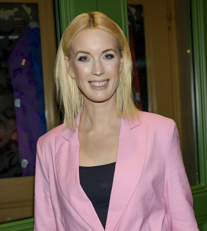 Jenny Strömstedt axellångt hår