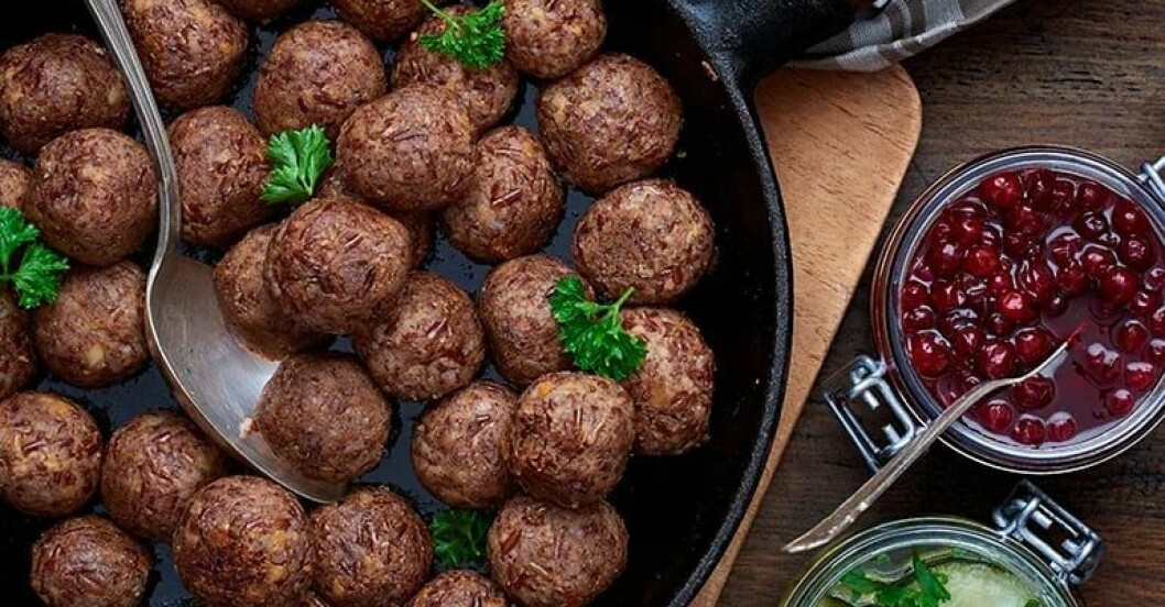 Julkryddade veganska köttbullar till julbordet