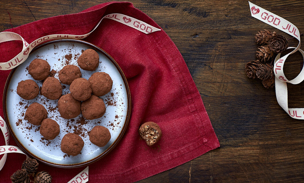 Foto och recept: <a href="https://www.ica.se/halsa/recept/kanel-och-dadelbollar-721234/" target="_blank" rel="noopener">Ica</a> Havrebollar med kanel och dadlar.