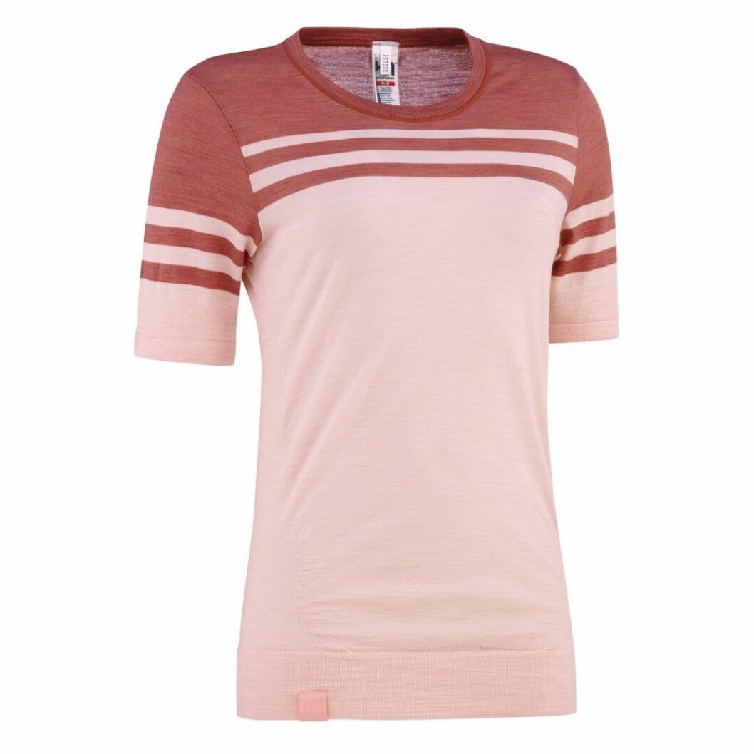 T-shirt från Kari Traa.