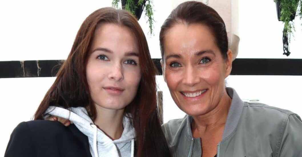 Maja Strömstedt och Agneta Sjödin. Maja Strömstedt och Agneta Sjödin.