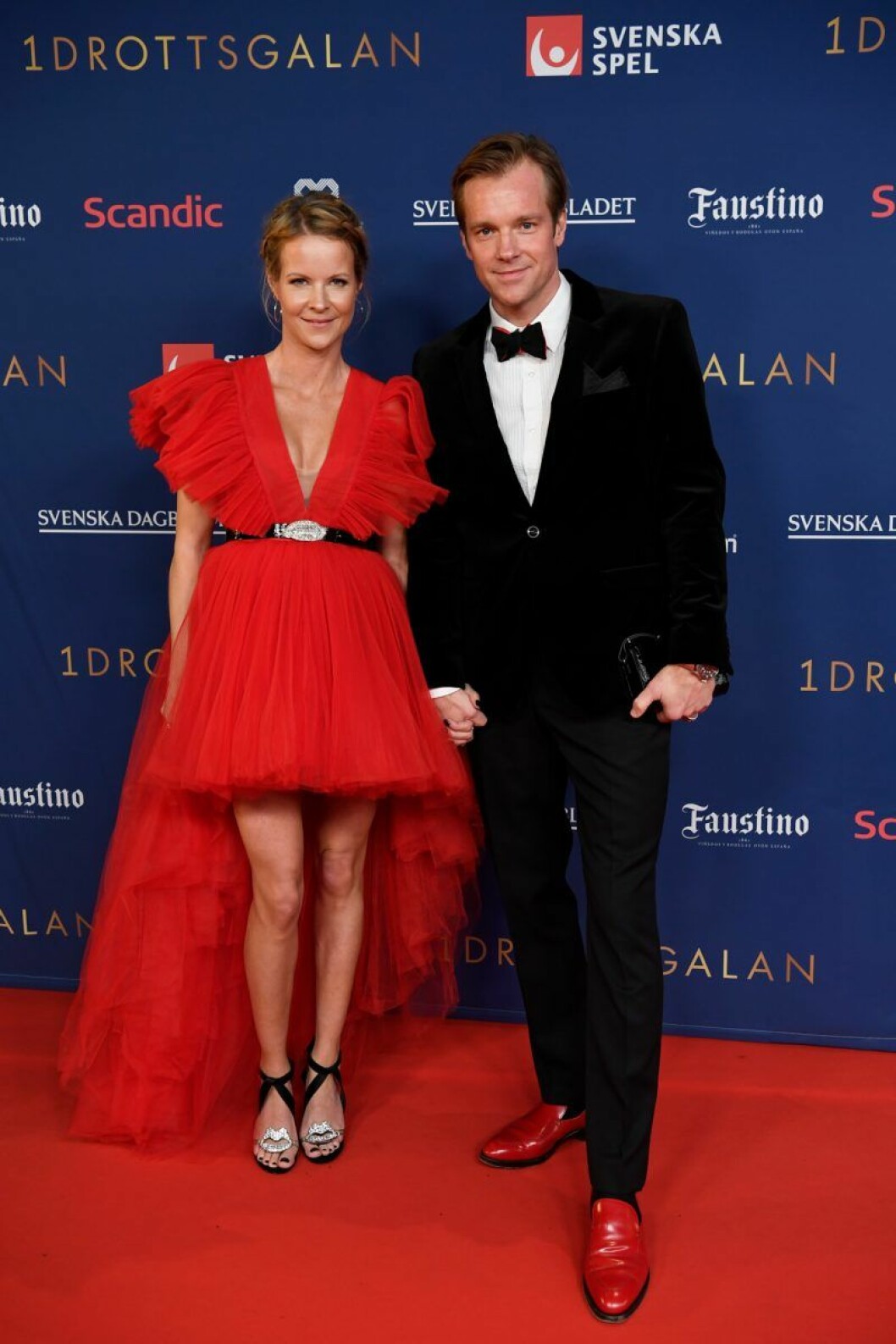 Malin Baryard och Henrik Johnsson. Malin Baryard och Henrik Johnsson på röda mattan på Idrottsgalan 2020