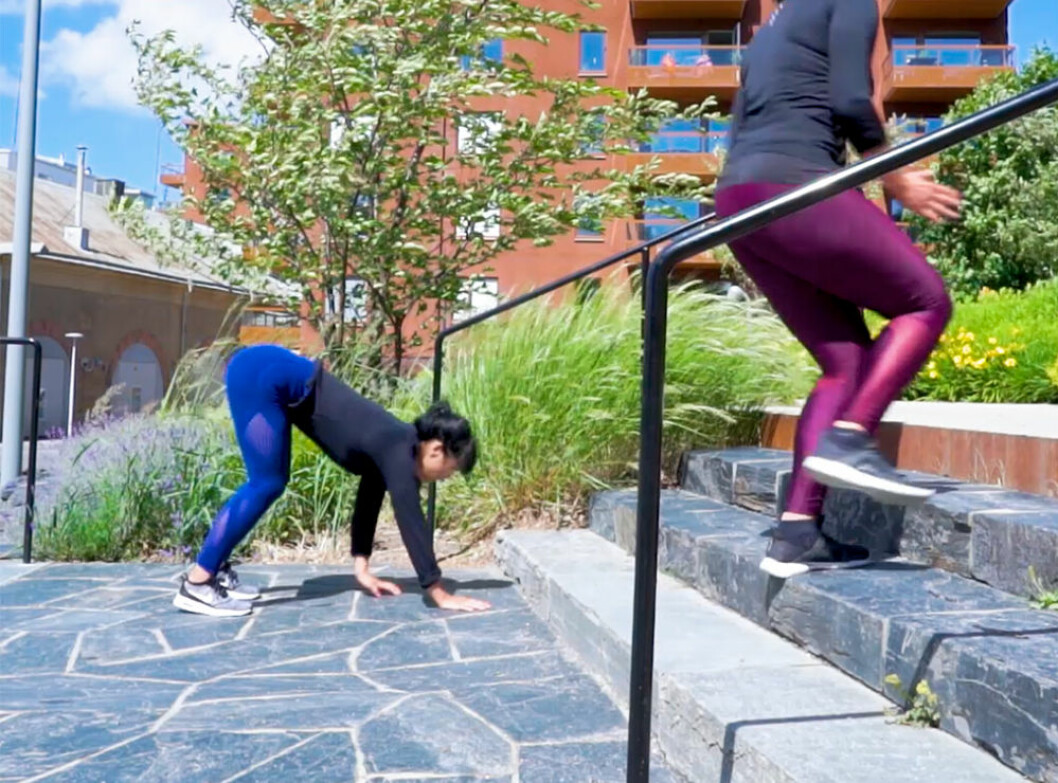 Masken och one leg jump – HIIT-pass i trappa