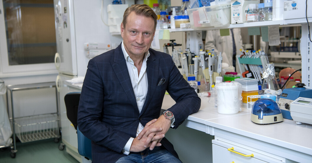 Vaccinforskaren Matti Sällberg. Matti Sällberg i labbet